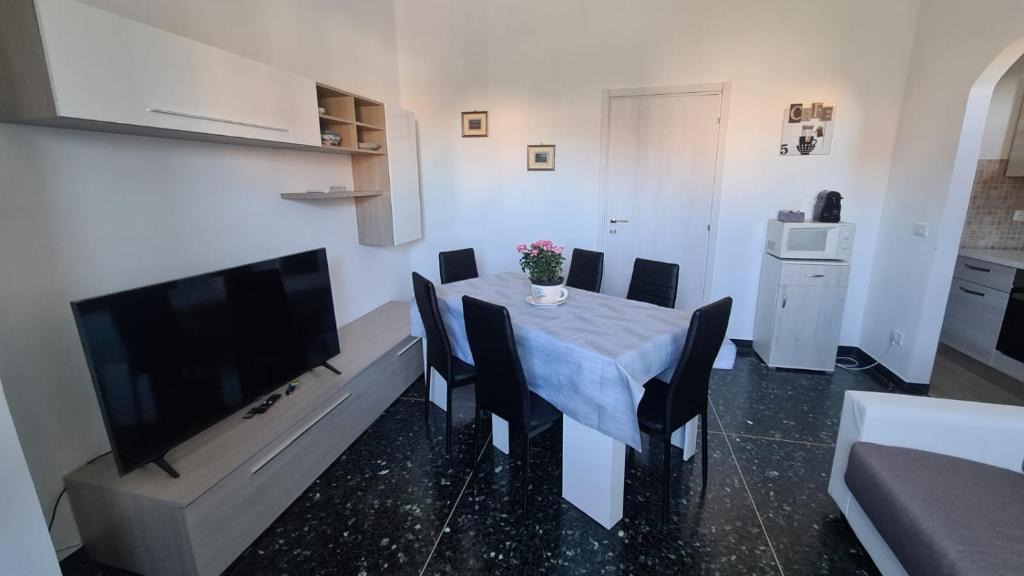 Vado Ligure Apartment | La Rinascita
