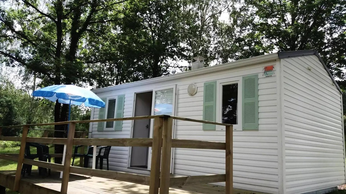 Abjat-sur-Bandiat House | La Ripole Campsite * - MOBILE HOME BIKINI 3 rooms 4 people
