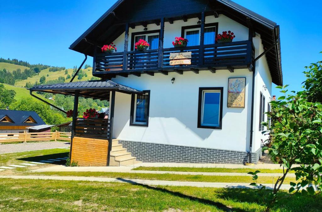 Fundu Moldovei House | La Roata Timpului