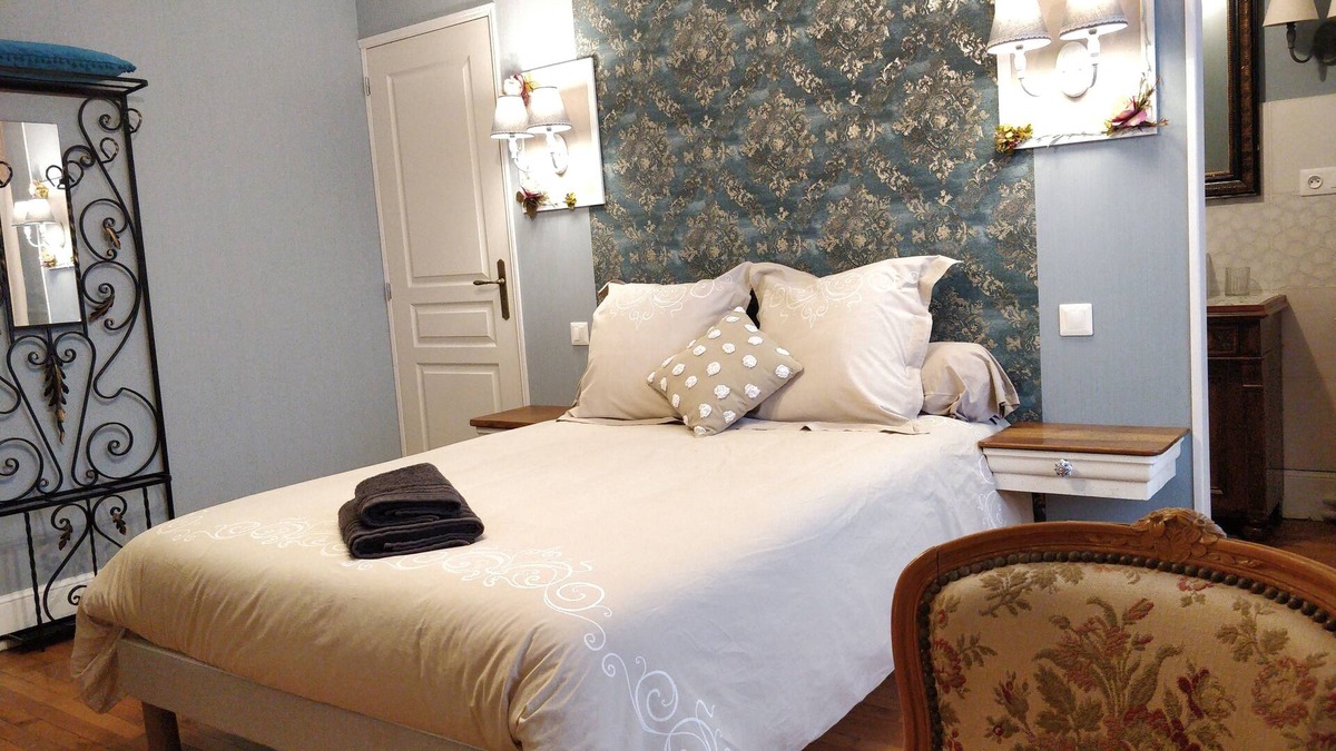 Purgerot Bed & Breakfast | La Romantique