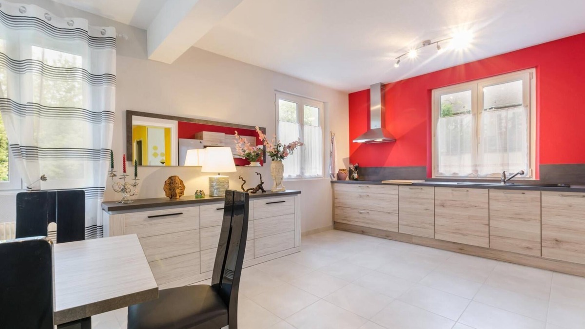 Landreville House | La Rose D'henri - Landreville