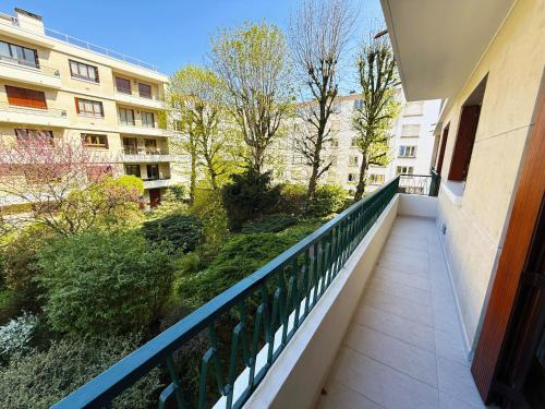 Joinville-le-Pont Apartment | La Rose de la Marne