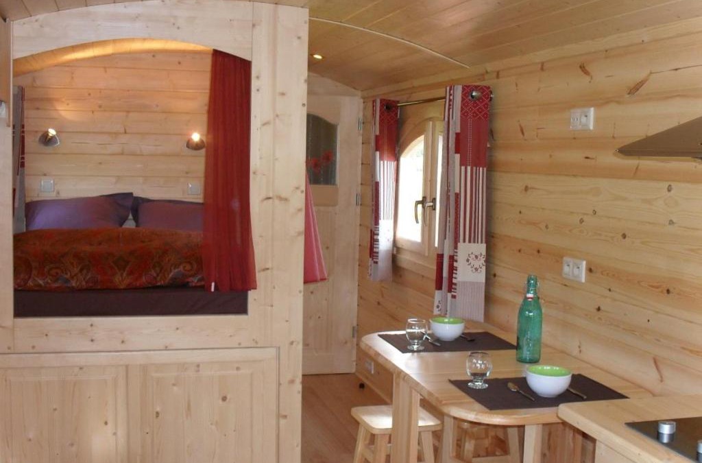 Palogneux Bed & Breakfast | La roulotte a la ferme