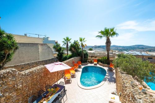 Xaghra House | La Rustica Holiday Home