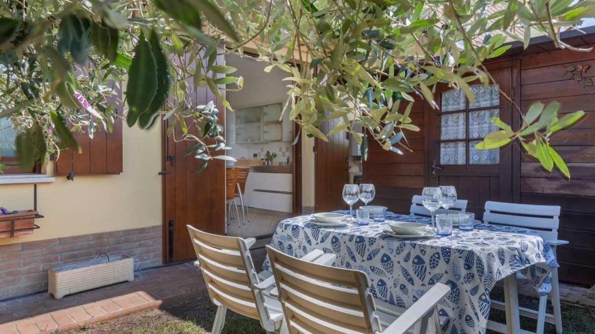 Fossanova San Marco Apartment | La Sammartina Garden Apartment x6