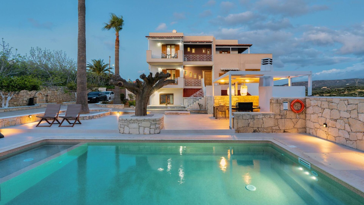 Xiro Chorio House | La Serena Residence & Farm with Heated Pool