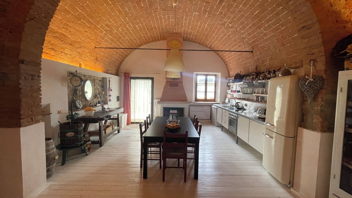 Empoli Apartment | "La Stalla", apartment