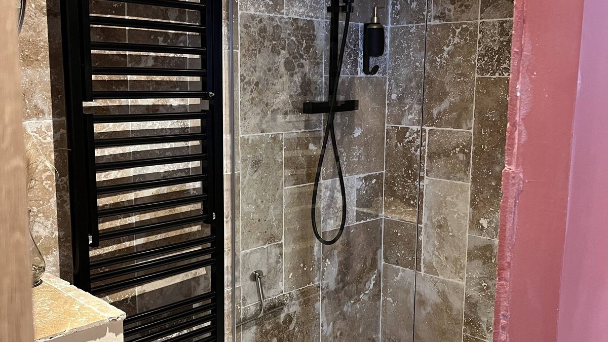 Muret Apartment | La Suite, Avec Jacuzzi & Sauna