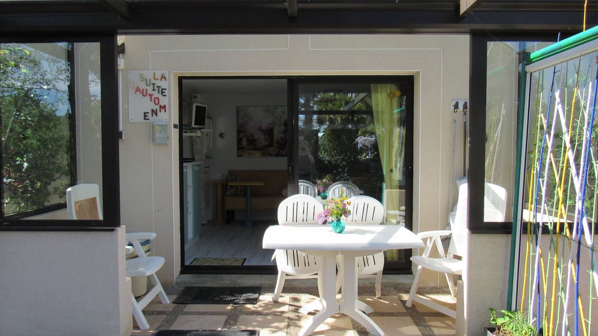 Piriac-sur-Mer House | 'La Suite d'AUTOMNE' Aux Trois Saisons in PIRIAC S/MER 2-3 adults.