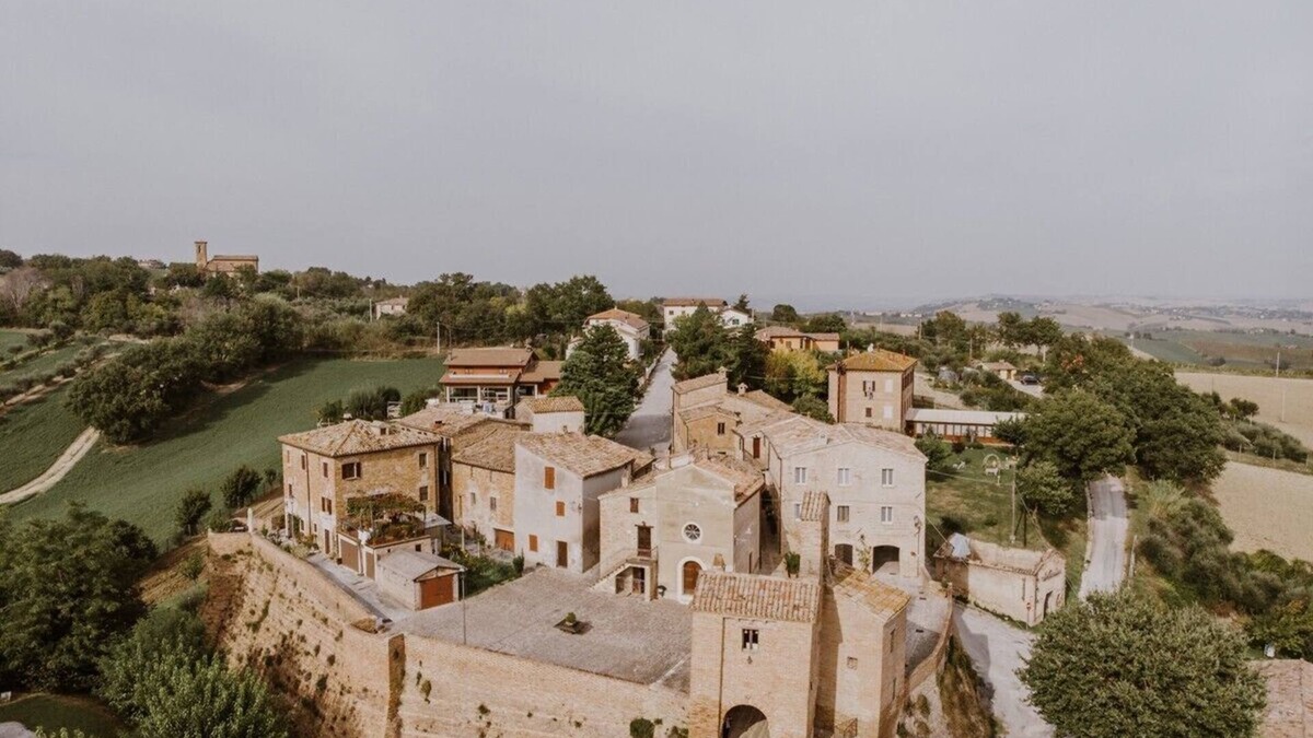 Arcevia Apartment | La suite in piazza in Borgo Loretello