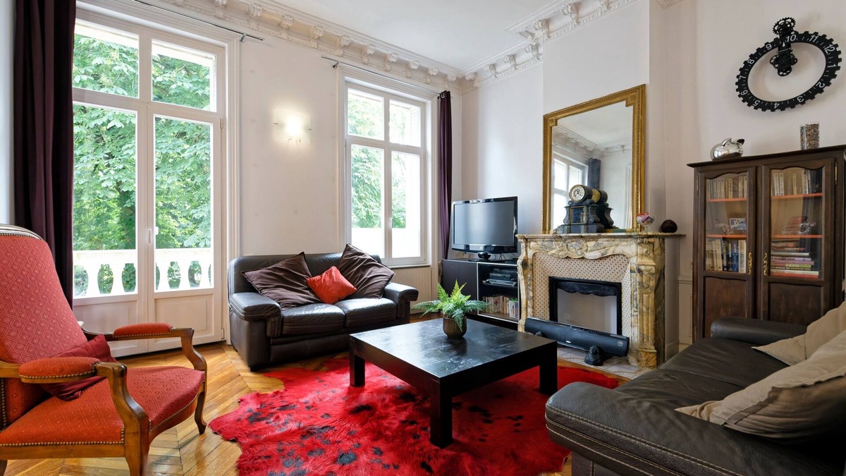 Nancy City Centre Apartment | La Suite Joli Coeur - Appt type "Ecole de Nancy"