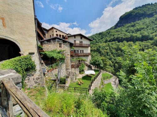 Camerata Cornello Bed & Breakfast | La Tana del Tasso Rooms&Breakfast