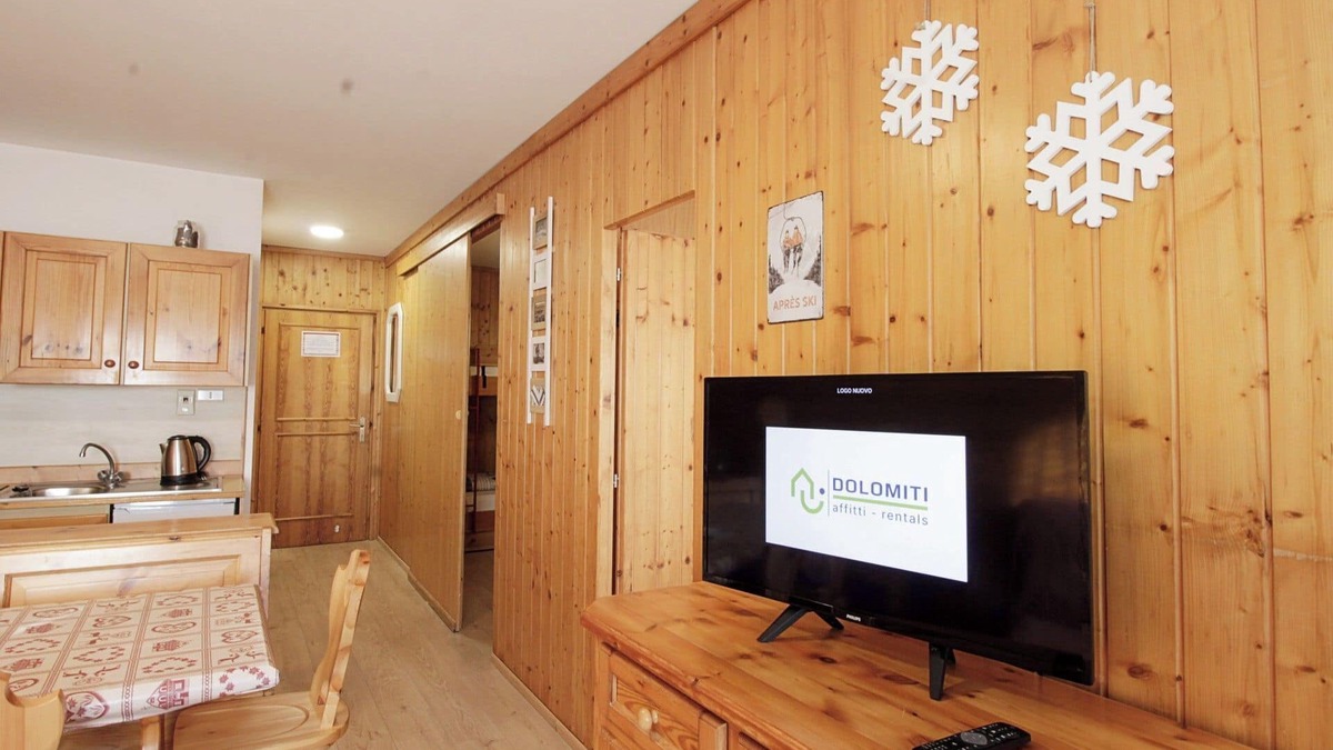 Dosso Veronza Apartment | La Tana - Residence with pool