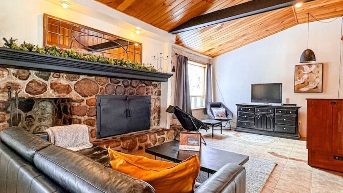 Saint Donat House | La Tanière - Retraite en Nature Avec Foyer au Bois