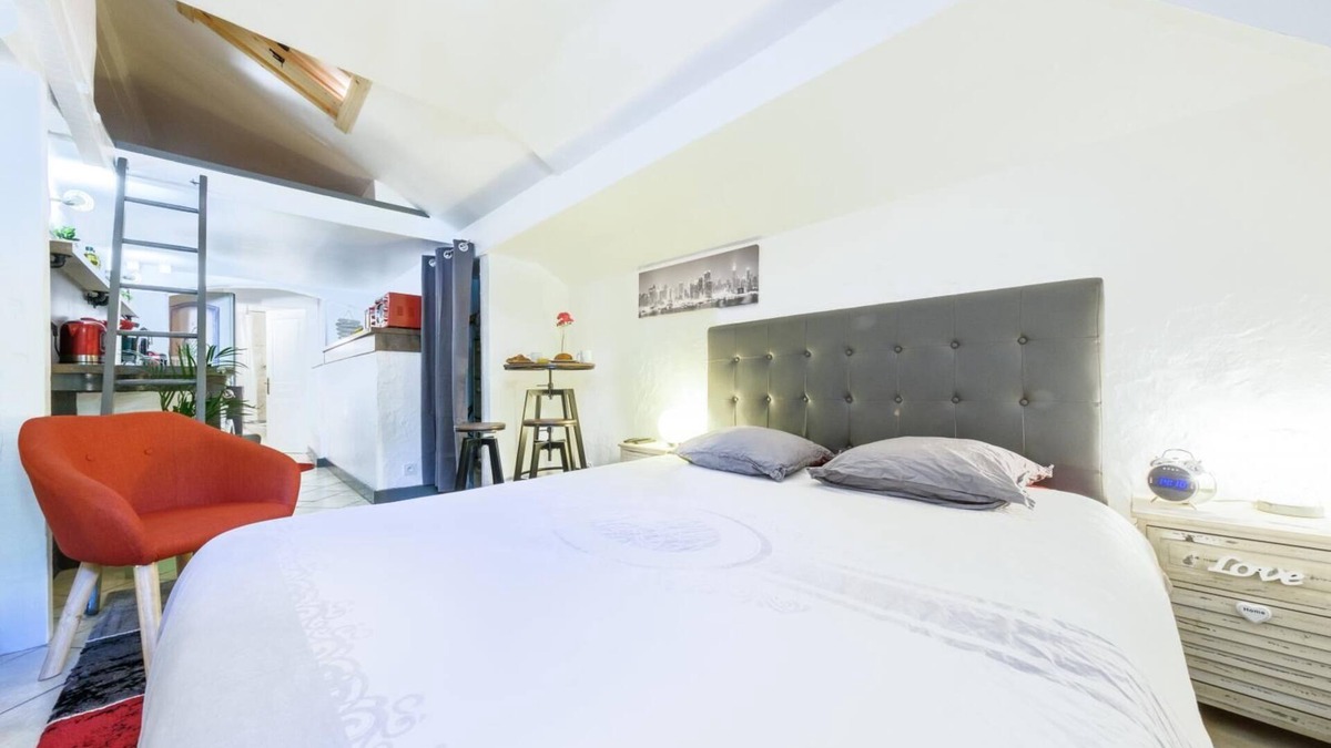 Pallud House | LA TARINE N°6 - PALLUD