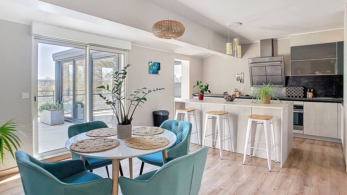 La Redorte Apartment | La Terrasse du Canal - Apartment overlooking the Canal du Midi for 5 people