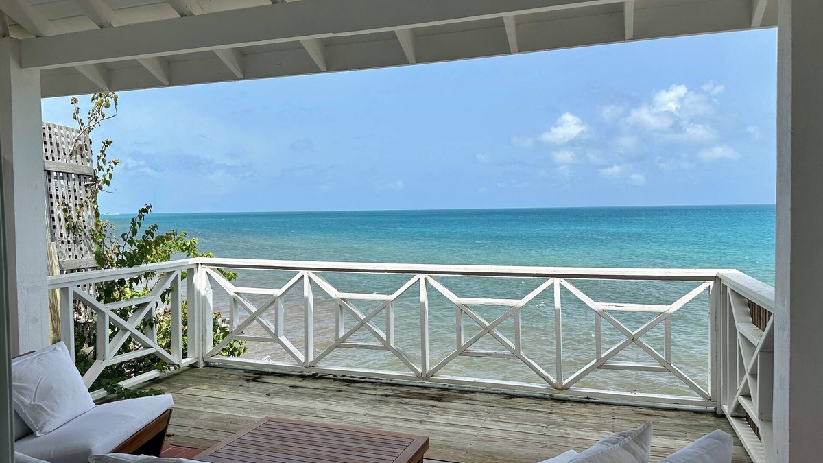 Dickenson Bay Condo | LA TERRAZZA