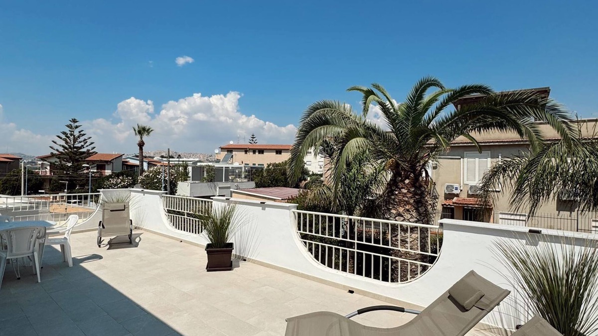 San Leone Villa | " La Terrazza sul Tramonto " Apartment in villa near the sea-San Leone