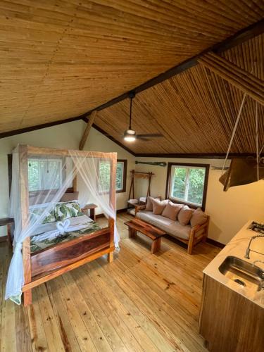 Isla Bastimentos Cabin | La Tierra Del Encanto