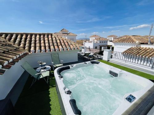 Roldan Villa | La Torre Golf 3-Bed Villa- Pool Hot Tub & Terrace