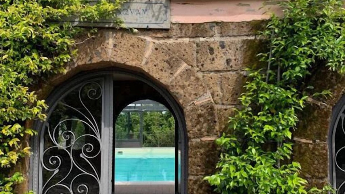 Fabrica di Roma House | La Torretta Guest House
