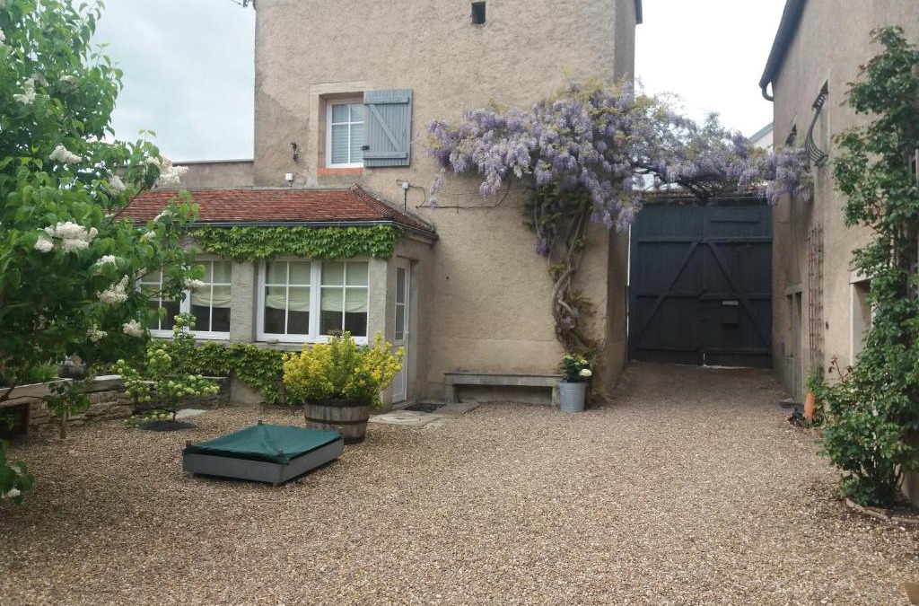 Chambuf House | La Tour du 12