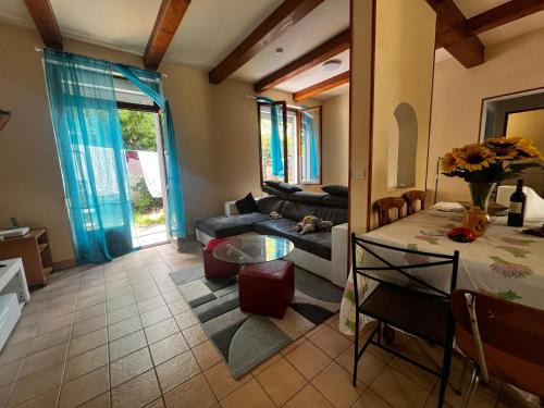 Sainte-Genevieve-des-Bois Villa | la tranquillité à l'état pur