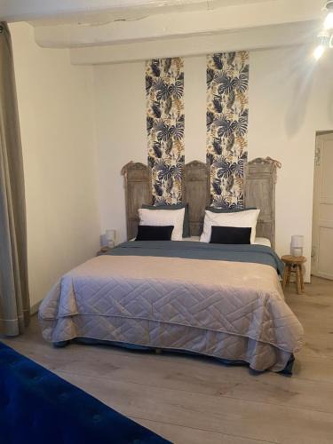 Verteuil-sur-Charente Bed & Breakfast | La Tuilerie