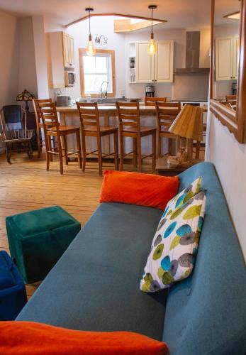 Hatley Apartment | La Vérivraie/Truly -Hébergement touristique/Tourist accomodation