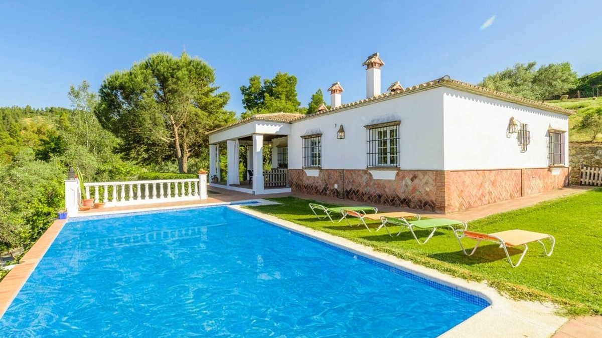 Cazalla De La Sierra Villa | La Vega de Cazalla Cazalla de la Sierra by Ruralidays