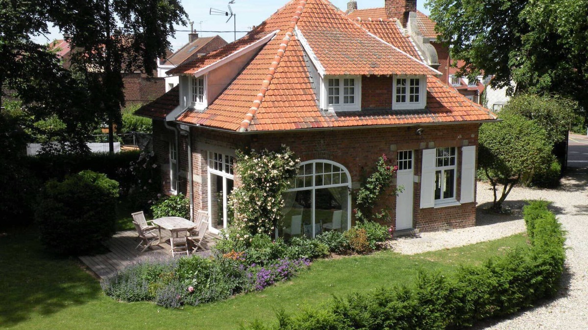 Sainghin-en-Melantois House | La Verdiere - Charming cottages with private garden in the middle of a park