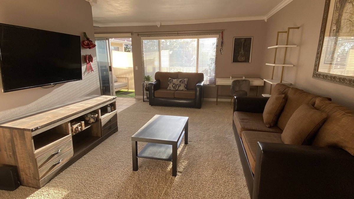 Bonita Condo | La Verne Entire Condo with Balcony view