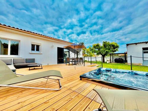 La Tremblade House | La Verrerie - Maison coeur de ville avec jardin