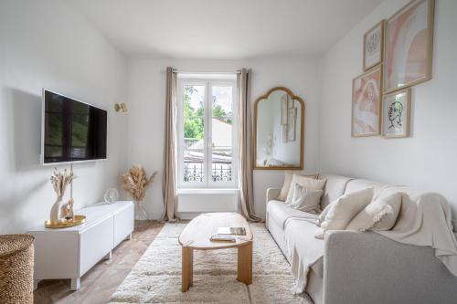 Chantiers Apartment | La Versaillaise Bucolique - Stationnement privatif - Proche Gare Chantiers