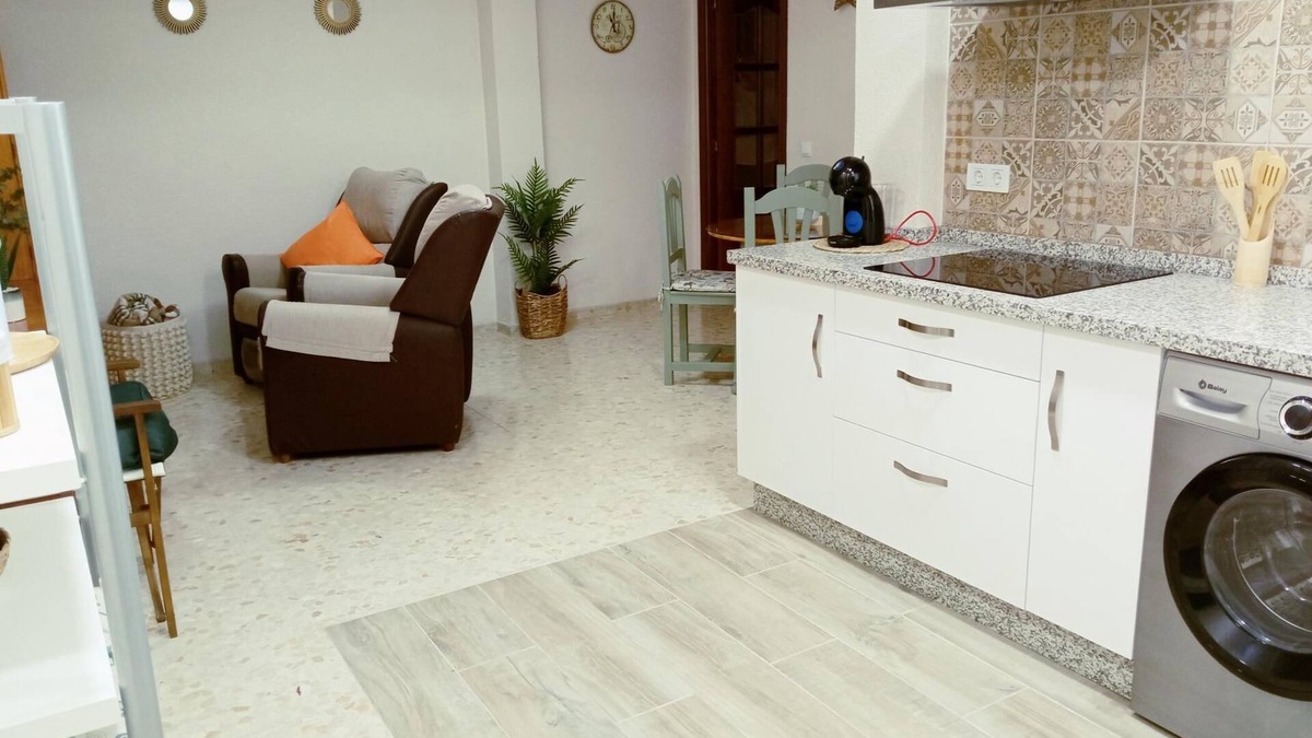 Distrito de Levante Apartment | La Viñuela Apartment