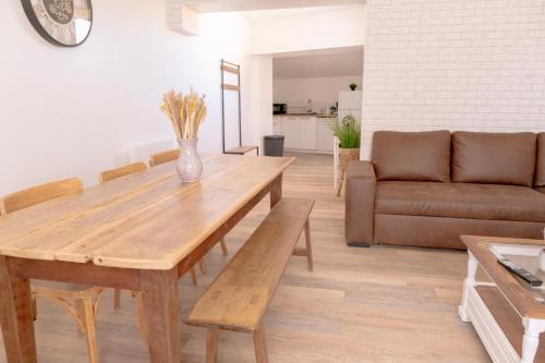 Sainte-Florence House | La Vie En Gîte (Le Vintage)