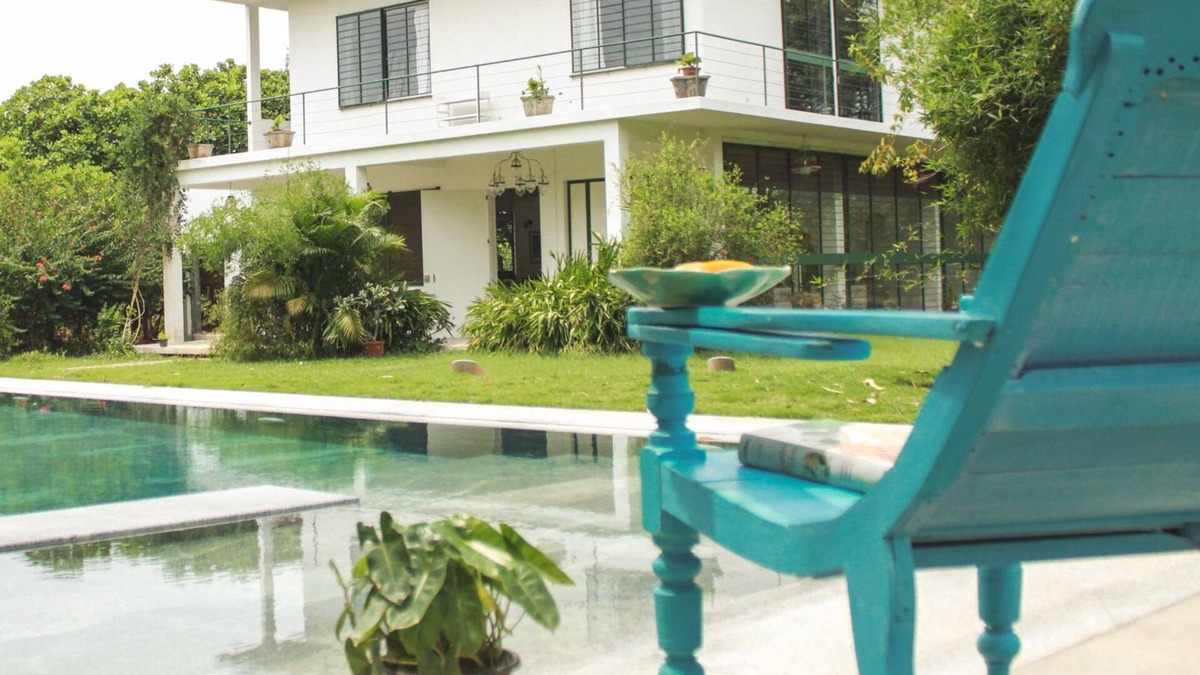 Bommayapalayam Villa | La Vie en Rose with Private Pool