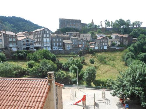 Saint-Privat-d'Allier Hotel | La Vieille Auberge