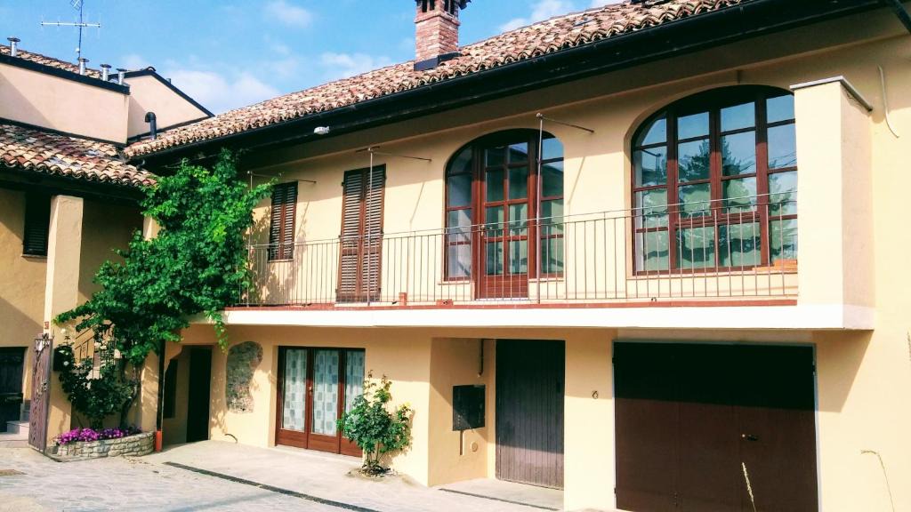 Serralunga d'Alba Apartment | La Vigna del Parroco-2-