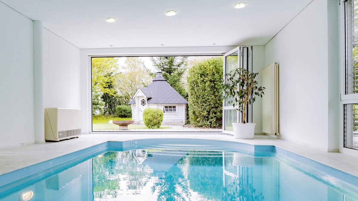 Weil am Rhein Apartment | La Vigna - Suite - with private swimming pool & sauna