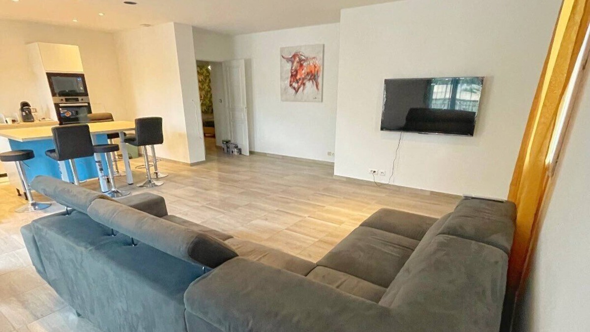 Le Cailar Villa | La Villa Bleue