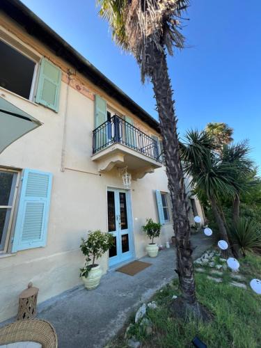 Vezzano Ligure Villa | La Villa delle Rose