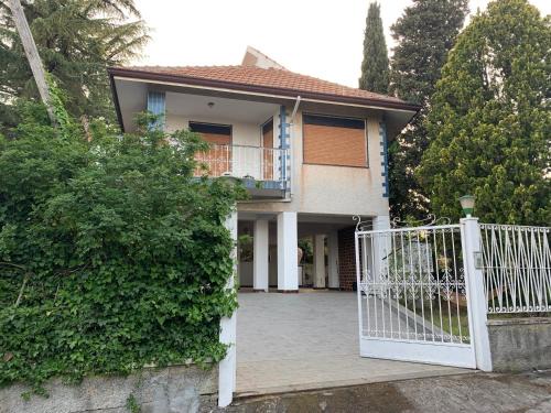Lavinaio-Monterosso House | La villa di Flora singola MONTEROSSO ETNEO