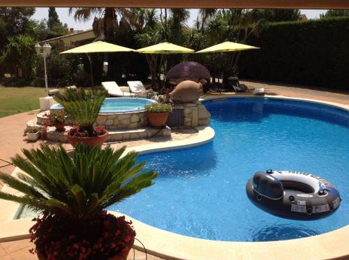 Perelada Villa | La Villa Du Golf Peralada