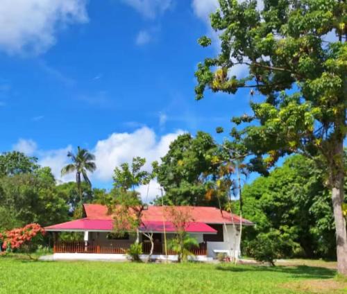 Les Hattes Villa | La villa fruitier Cavalier