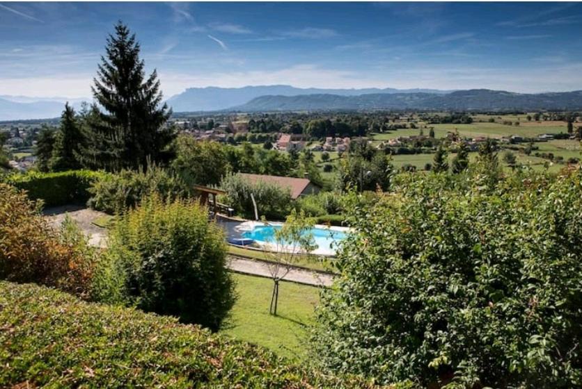 Le Grand-Lemps Apartment | La Villa Jo