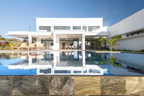 Ravine des Cabris Villa | La Villa Phoenix