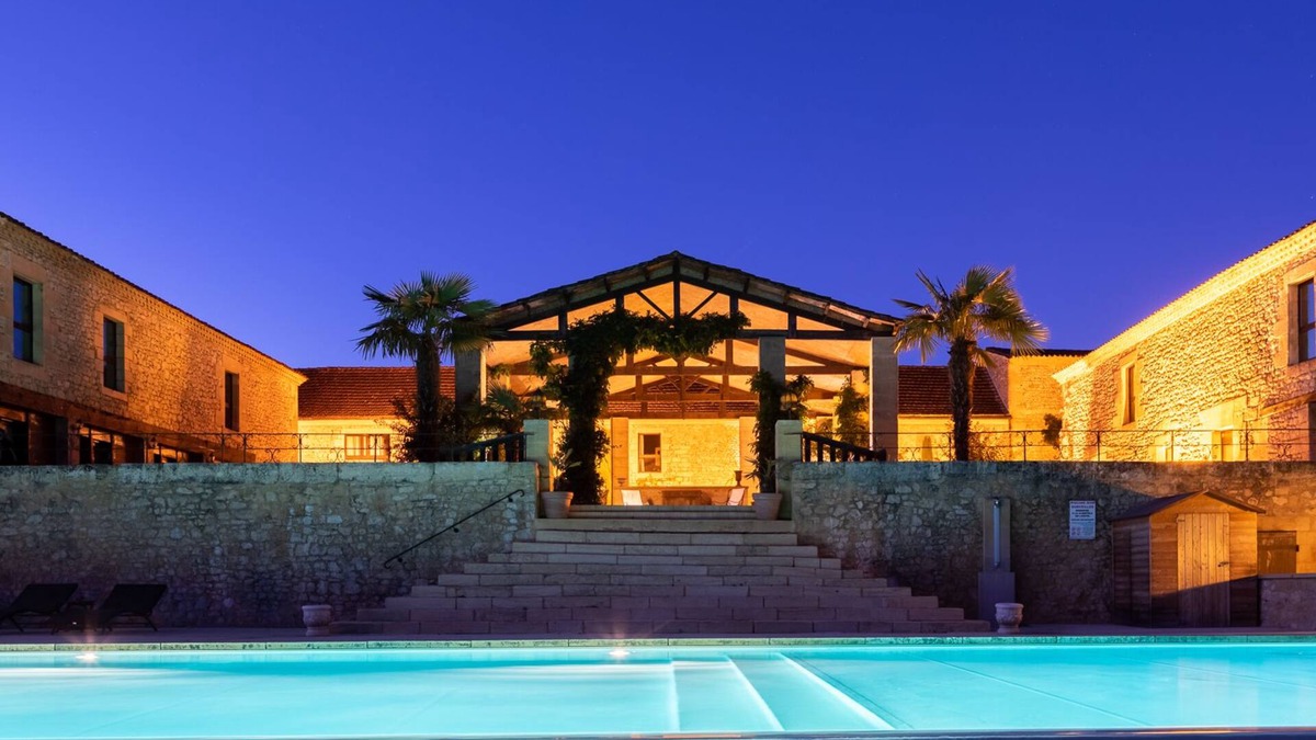 Carsac-Aillac Hotel | La Villa Romaine