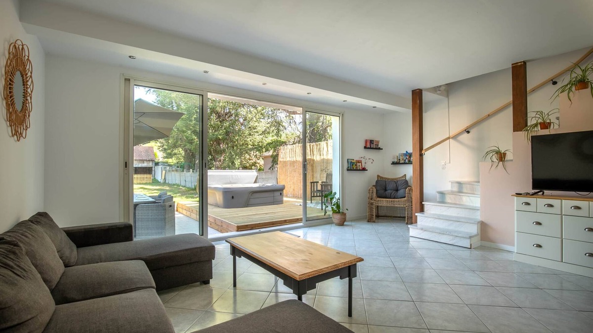 Thesee House | La Villa Romaine