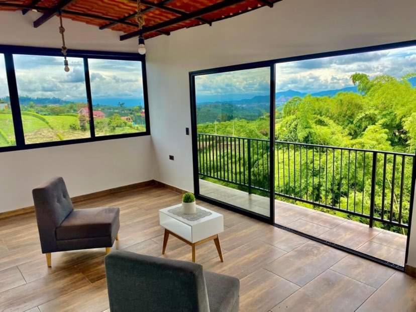 Alegrias Villa | La Villita Cafetera